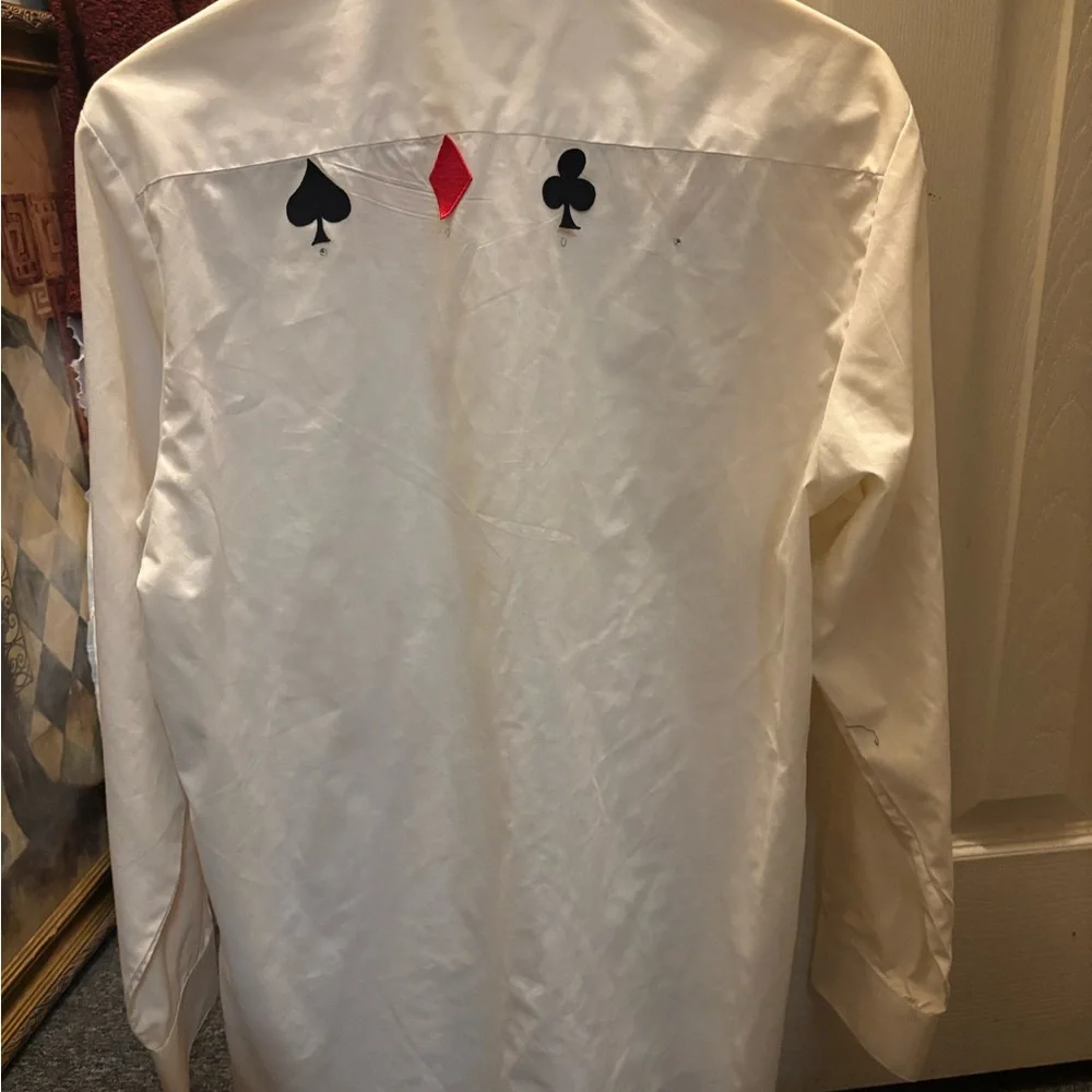 INFINITY FASHIONS - White Button Down Shirt with Ruffled Detailing - CASINOS 🎰 - Picture 6 of 6
